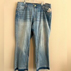 NWT Kut from the Kloth High Rise Kelsey Ankle Flare Jeans - Size 16W